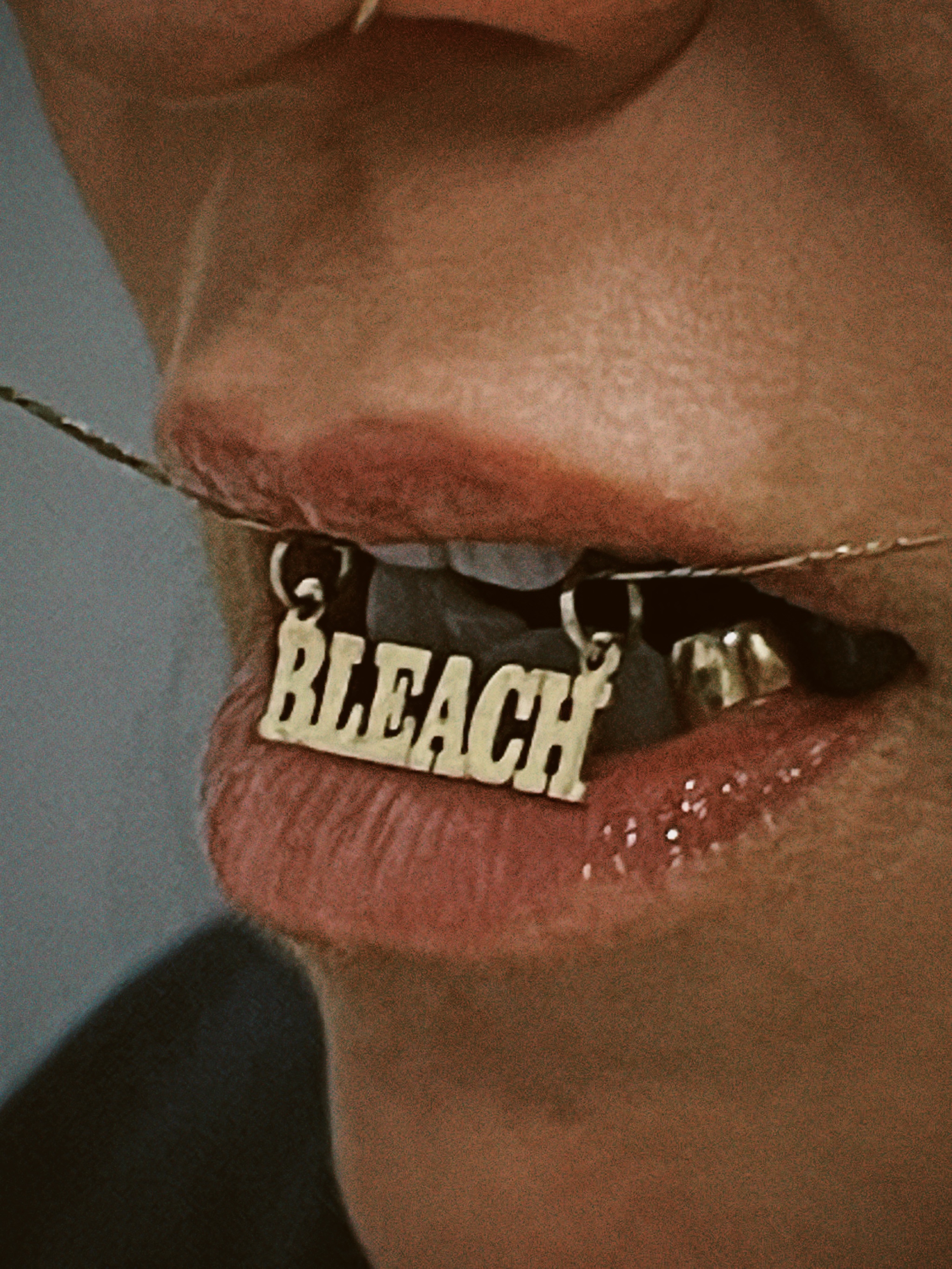 BLEACH gold name pendant